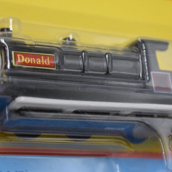 Donald 9 ERTL 2001 Diecast Train - Thomas the Tank Engine & Friends Engine New - Picture 8 of 13